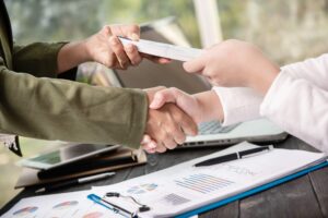 Saiba como solicitar a solução ideal para os seus desafios financeiros: o crédito Neon!